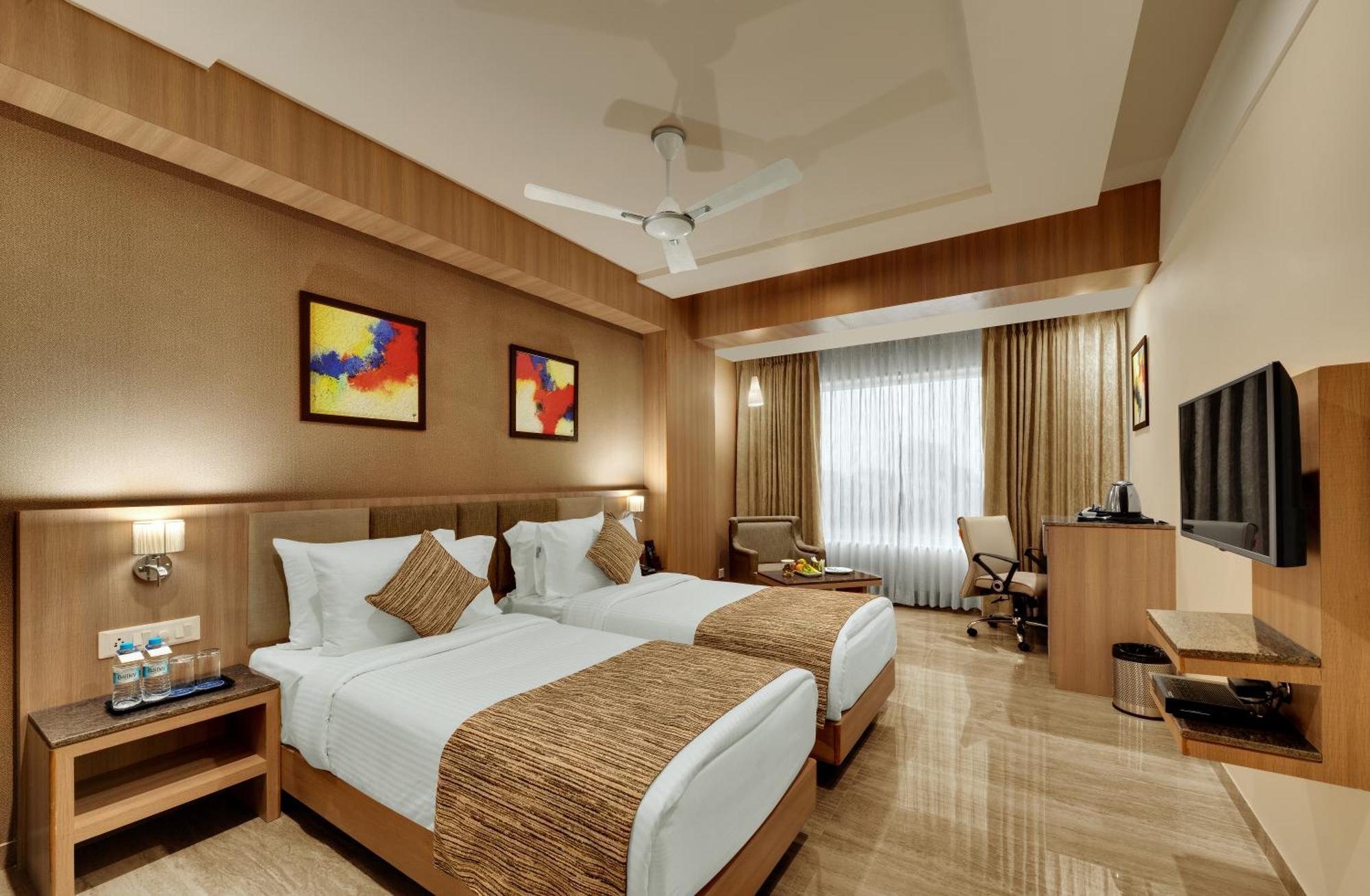 Anaya Beacon Hotel, Джамнагар Номер фото